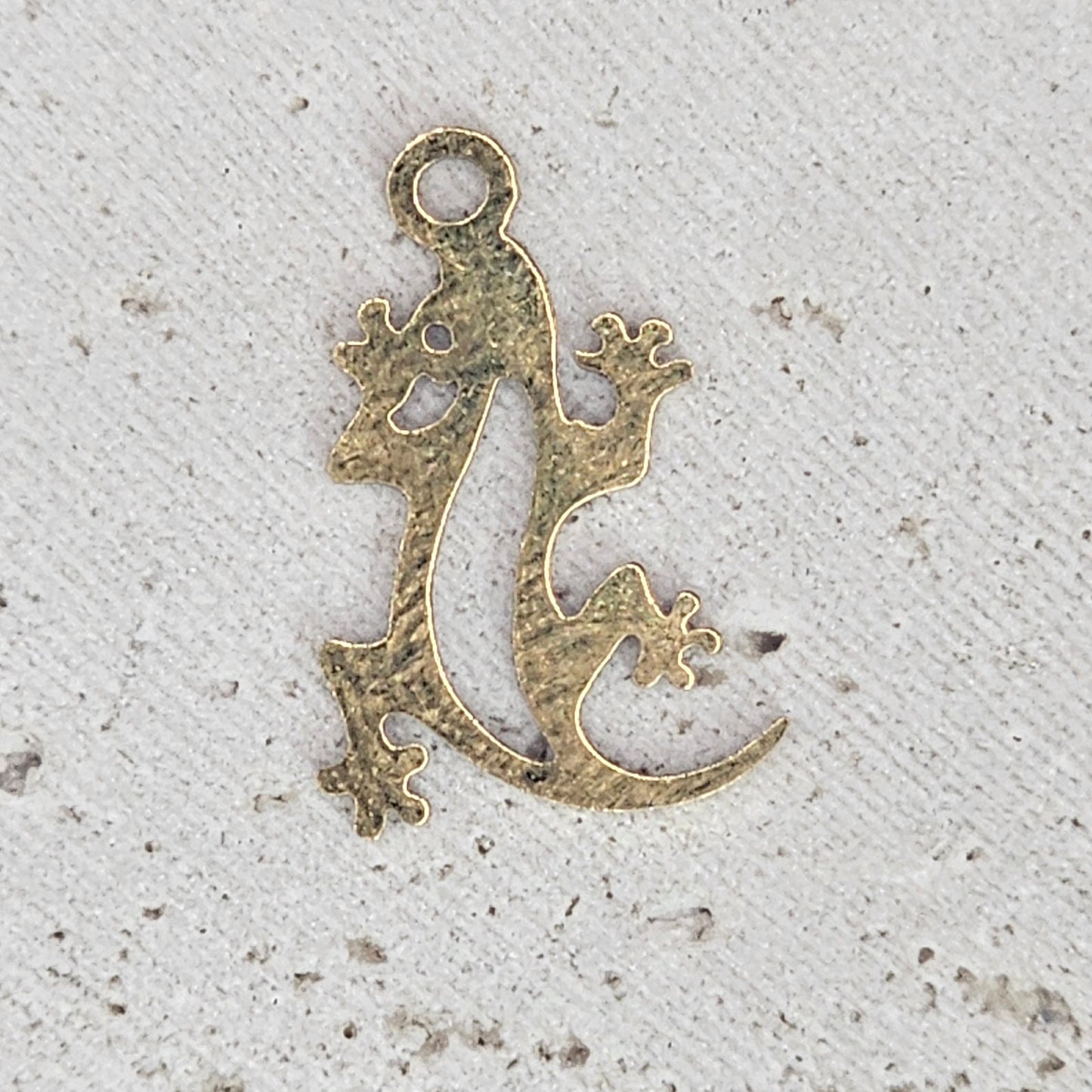 Gecko Cutout