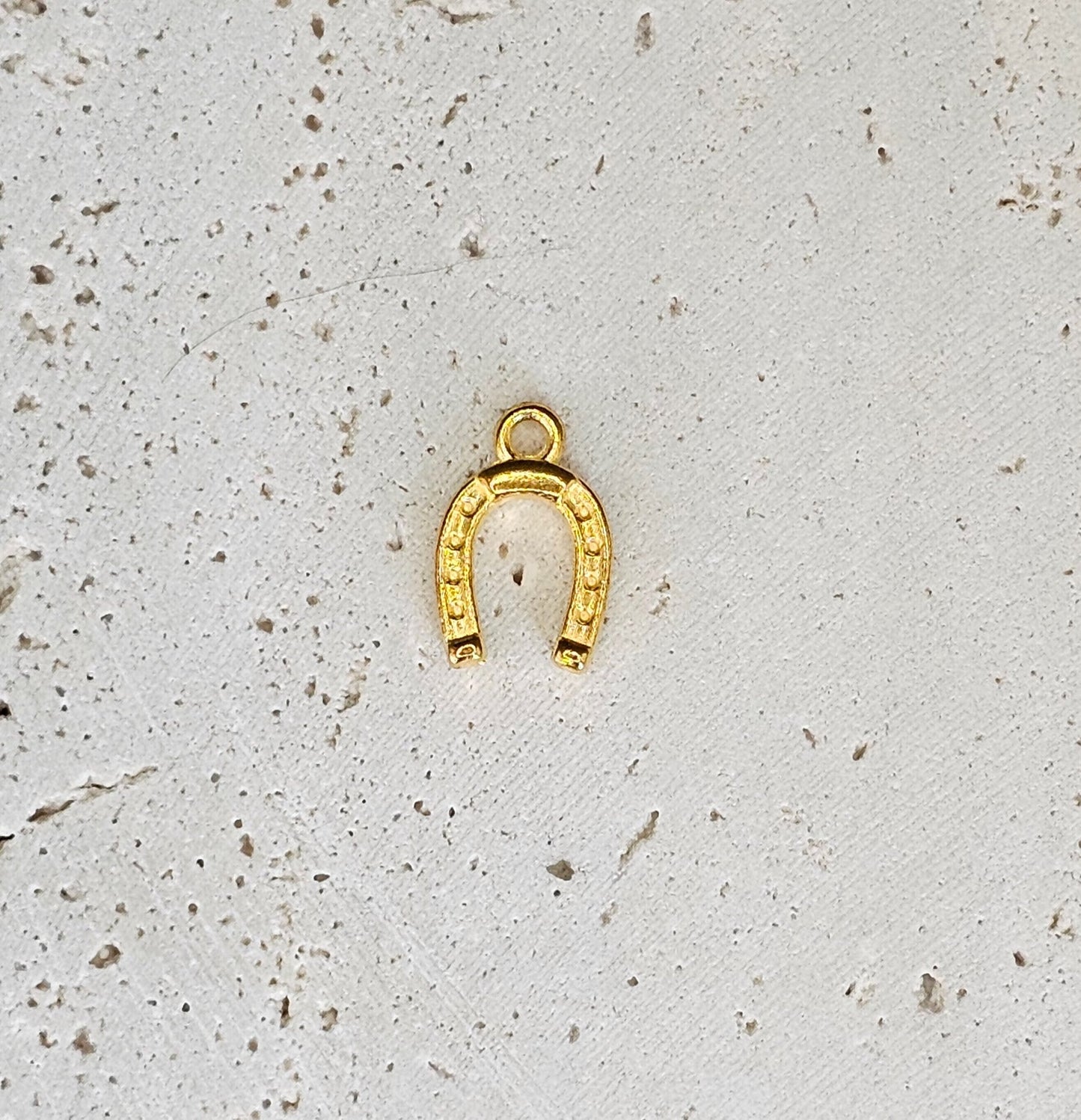 Simple Horseshoe