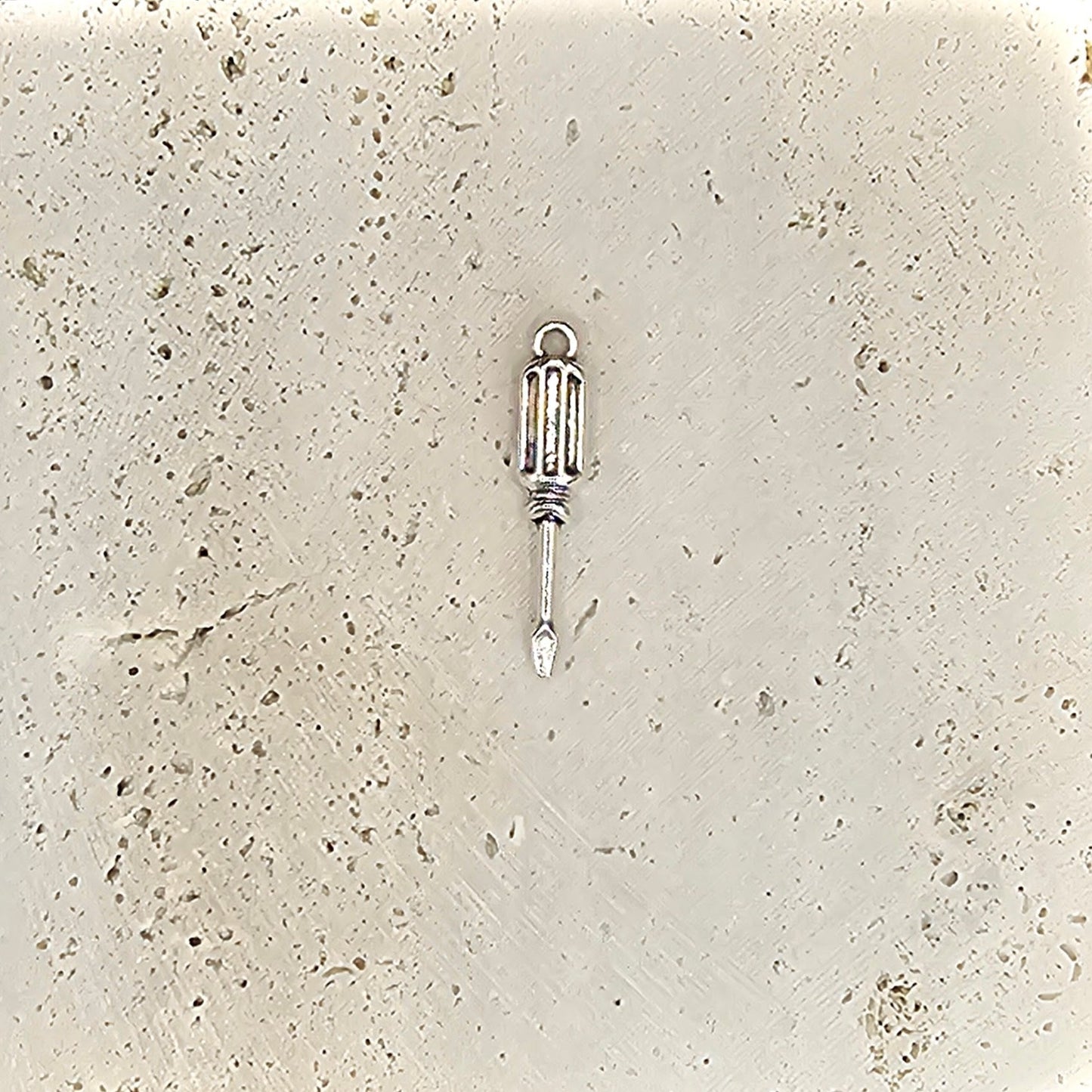 Screwdriver