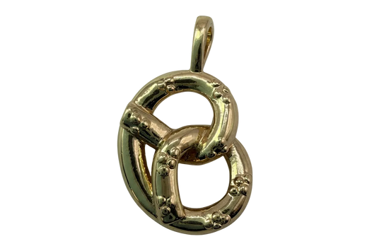 Polished gold interlocking ring link with beaded detailing