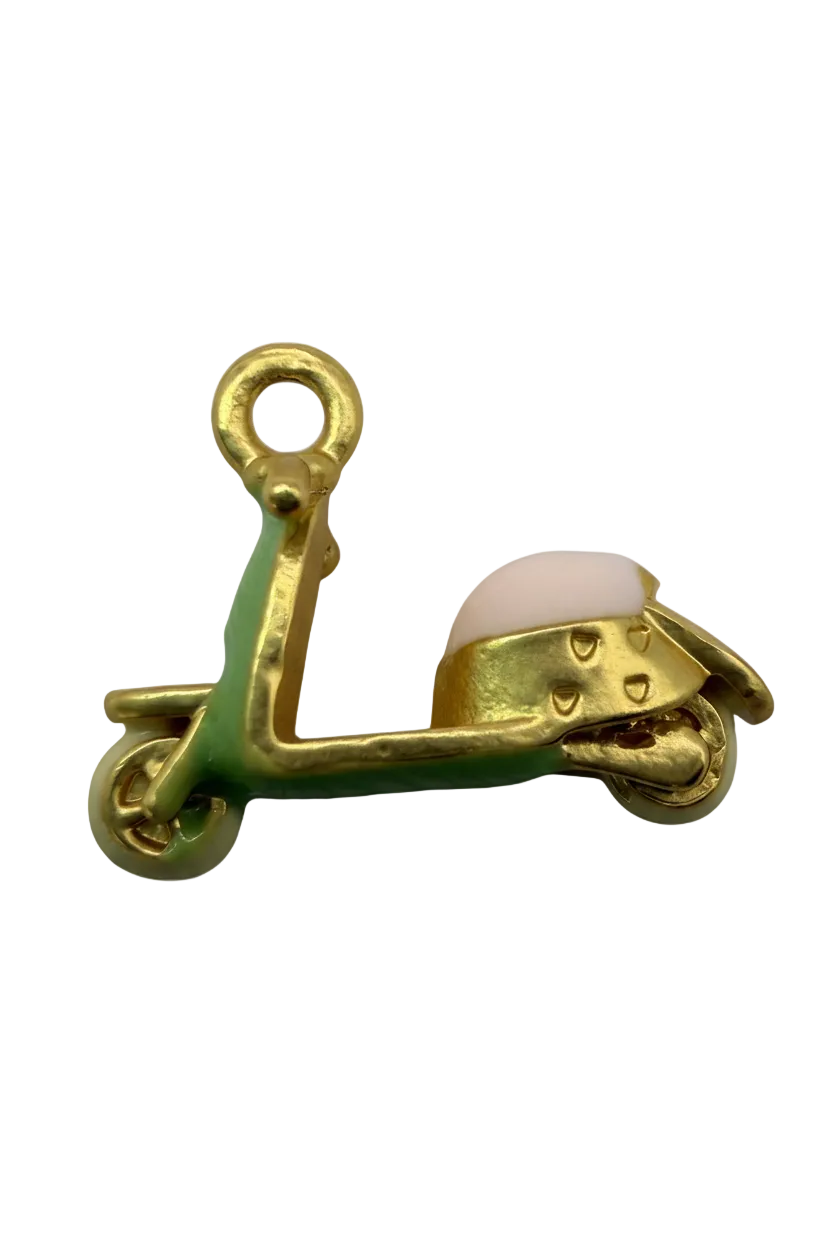 Gold-finish clip with deep green stripe detail, polished metal
