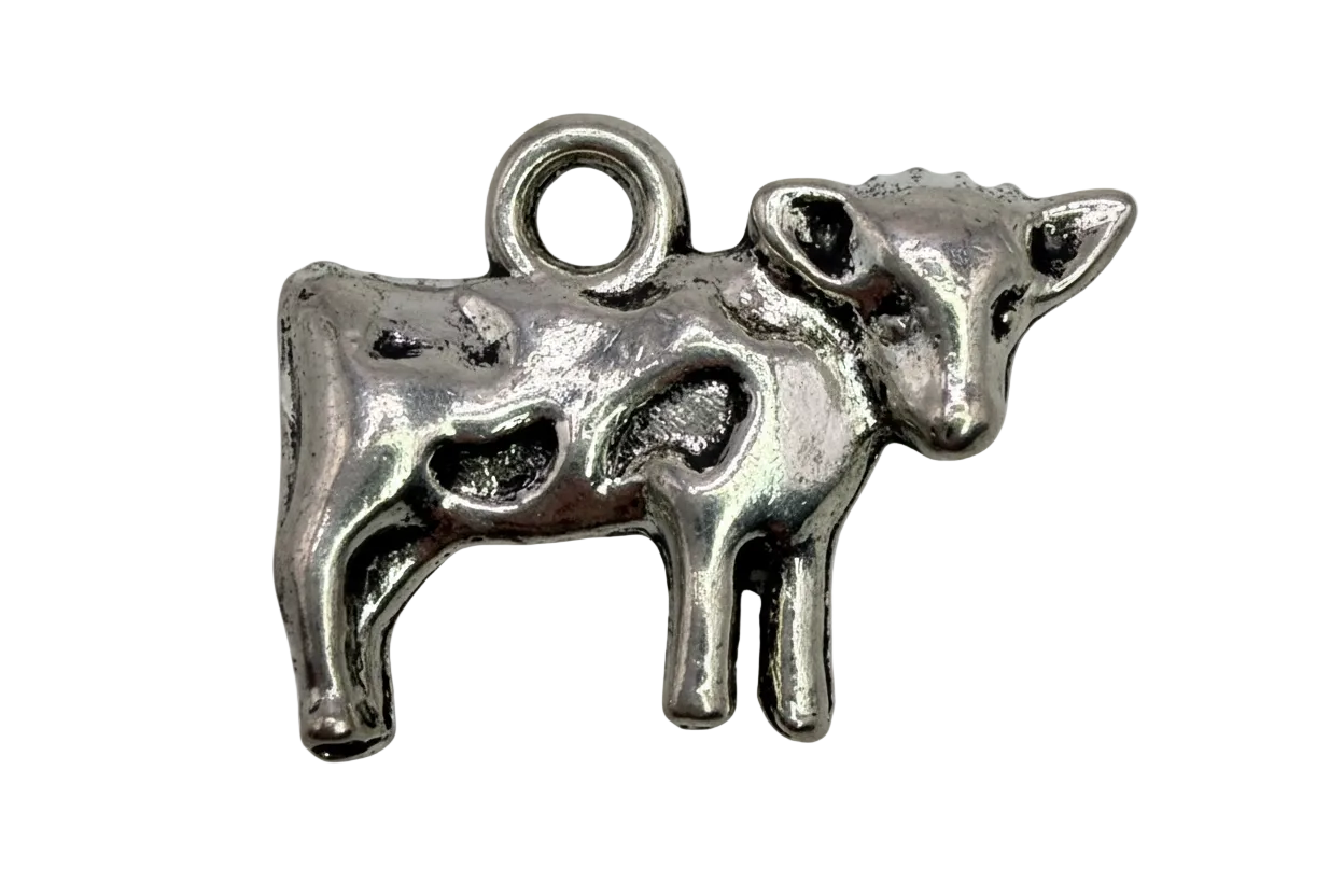 Antiqued silver-toned fawn figure with spotted body detailing