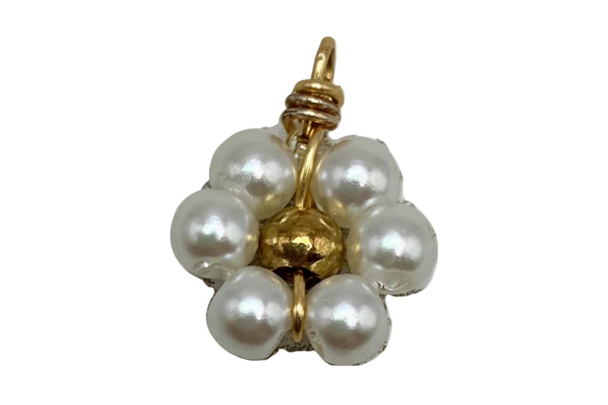 Ivory pearl cluster flower with polished gold center and knot detail