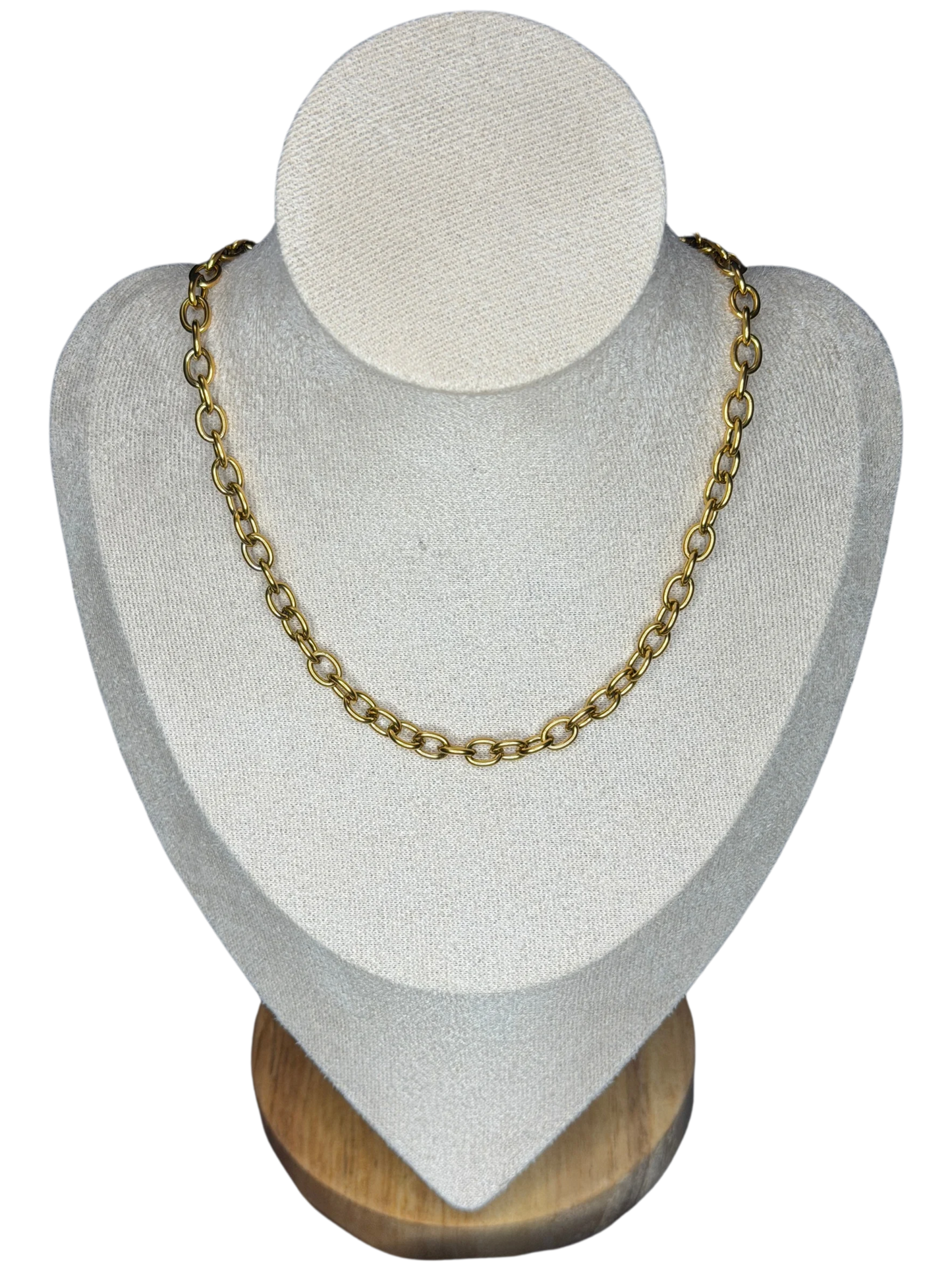 Classic Gold Oval Chain Necklace